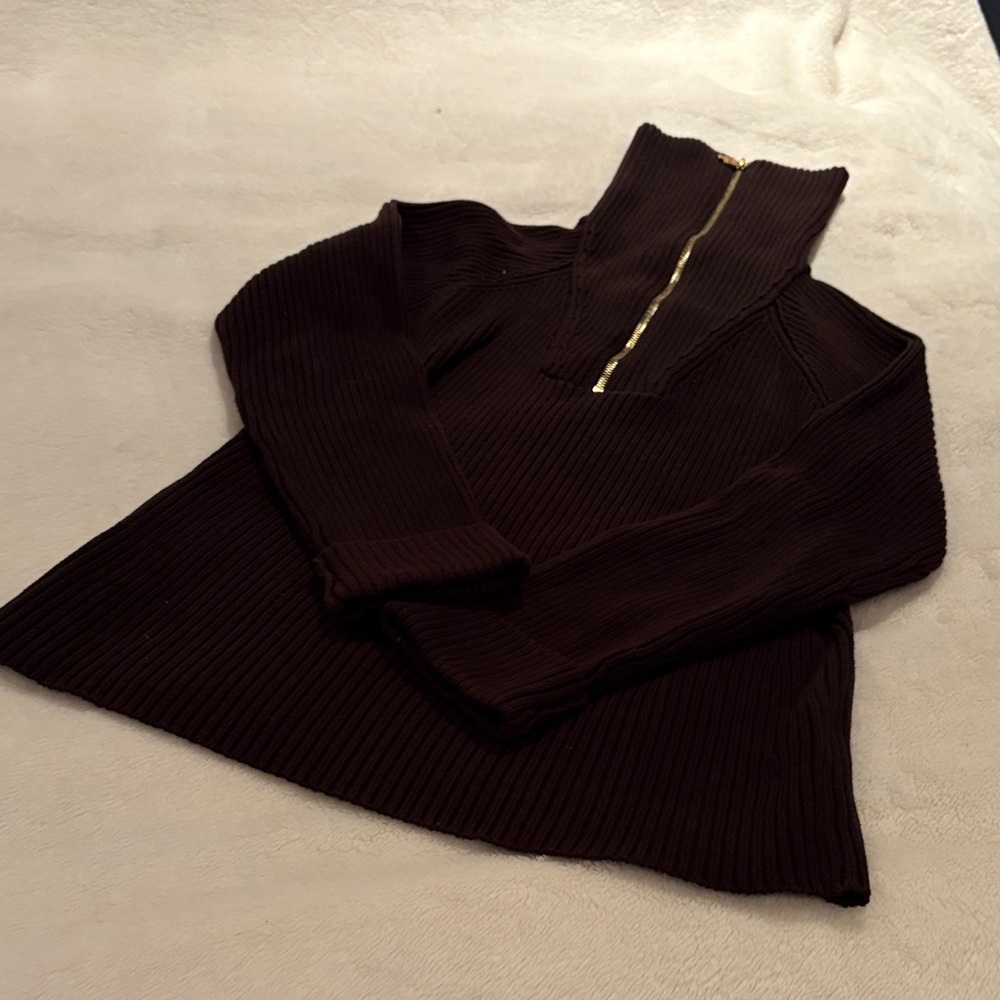 Elegant Brown Women's Sweater with Gold Zipper